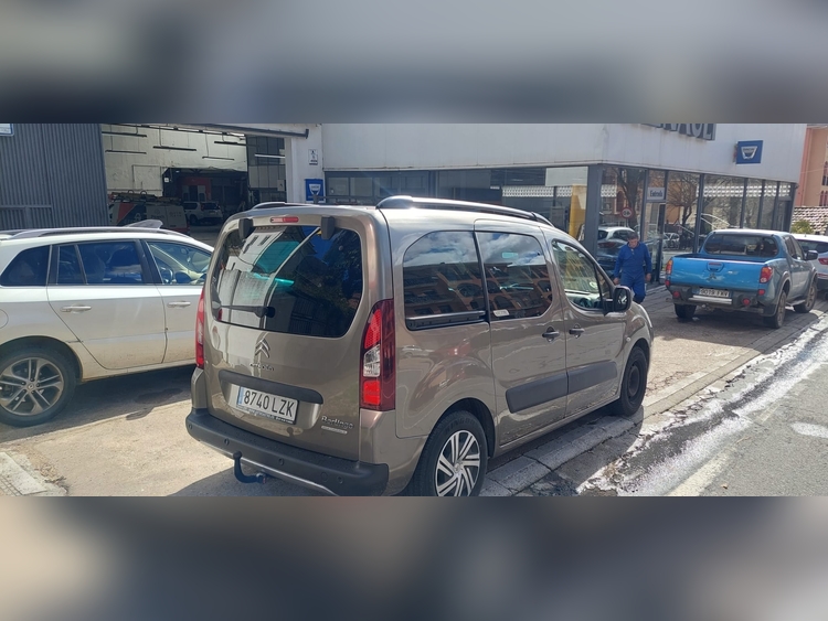 Citroen Berlingo 1.6 hdi 90cv foto 4